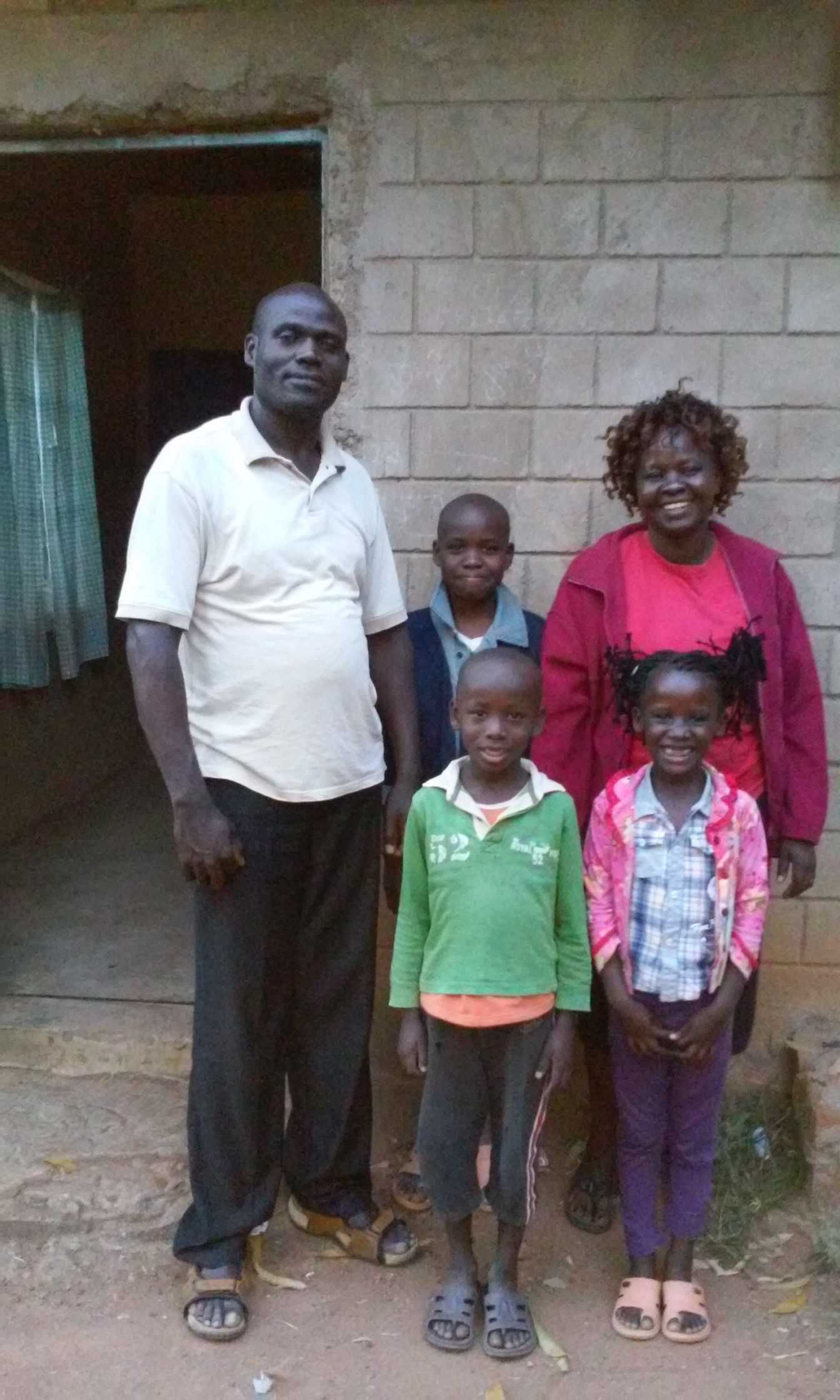 Pst-peter-his-wife-christine-and-children